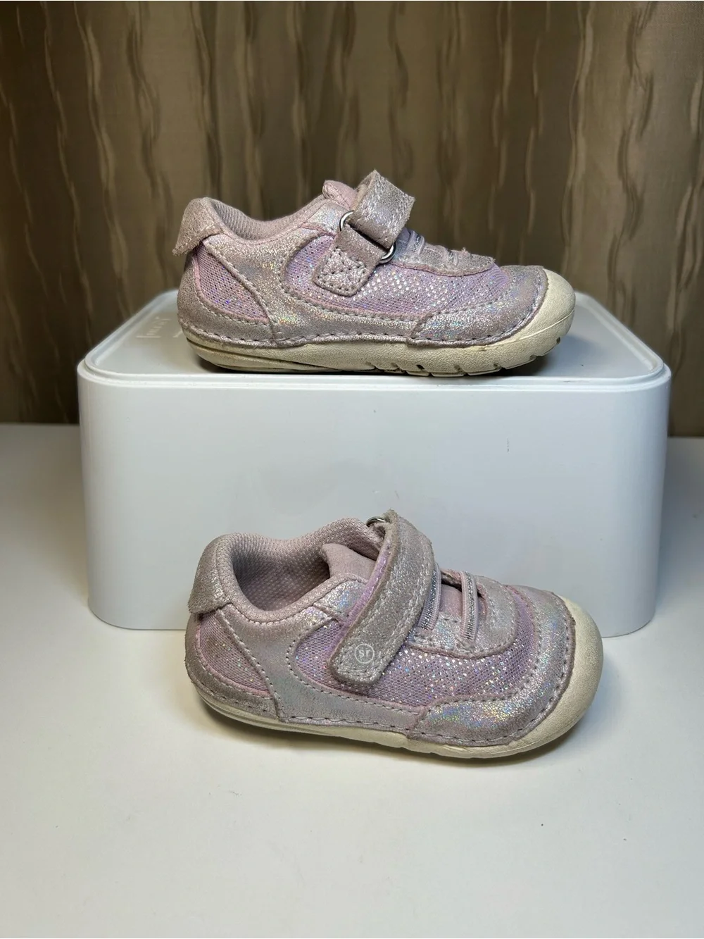 Stride Rite SM Jazzy Baby Girl’s 5M Pink Silver Sparkle Velcro Sneakers